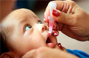 Bổ sung hơn 1,2 triệu liều vacxin bại liệt bổ sung cho trẻ ở vùng có nguy cơ cao