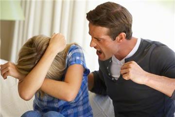 Hành vi bạo lực gia đình bị xử phạt như thế nào?