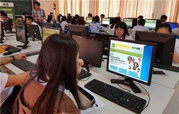 Hà Nội: Triển khai ôn tập trực tuyến cho học sinh lớp 8, 9