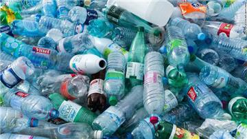 Hà Nội: yêu cầu cửa hàng, siêu thị cam kết giảm thiểu rác thải nhựa