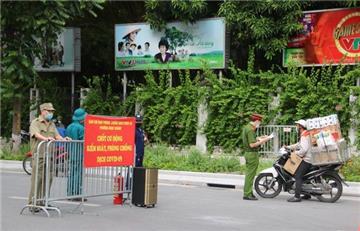 Ở Hà Nội, những ai được cấp giấy đi đường?