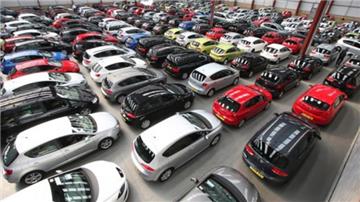 Thủ tục mua bán xe ô tô cũ: Hồ sơ, lệ phí quy định thế nào?