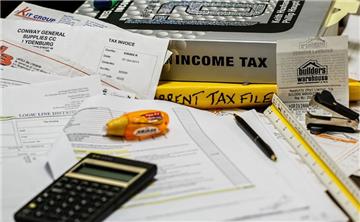 Thuế trực thu là gì? Bạn có phân biệt được với thuế gián thu không?