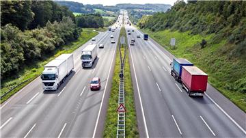 Những điểm được dừng xe trên cao tốc? Mức phạt vi phạm