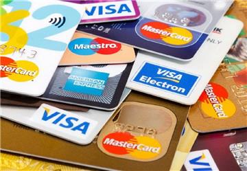 Thẻ tín dụng có chuyển khoản được không? 