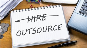 Outsource là gì? Công ty outsource là gì?