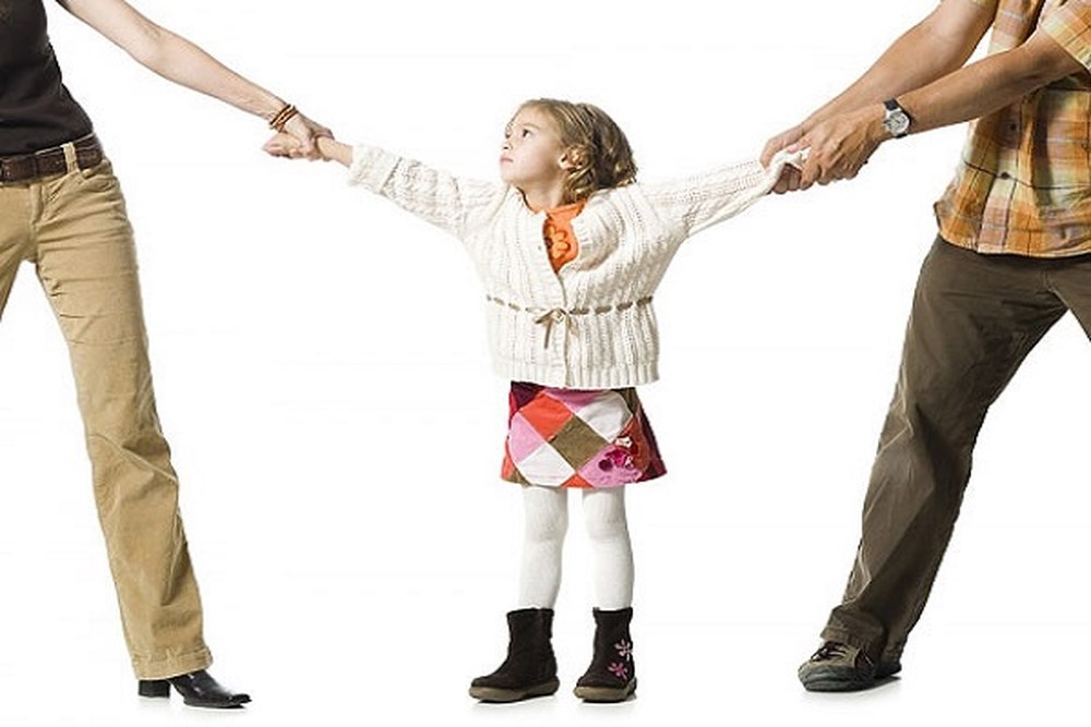 Đổi họ cho con sau khi ly hôn
