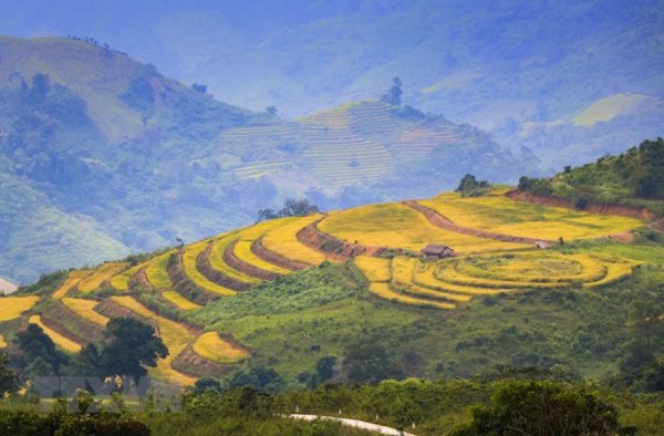 Nhiều chế độ cho công chức vùng đặc biệt khó khăn