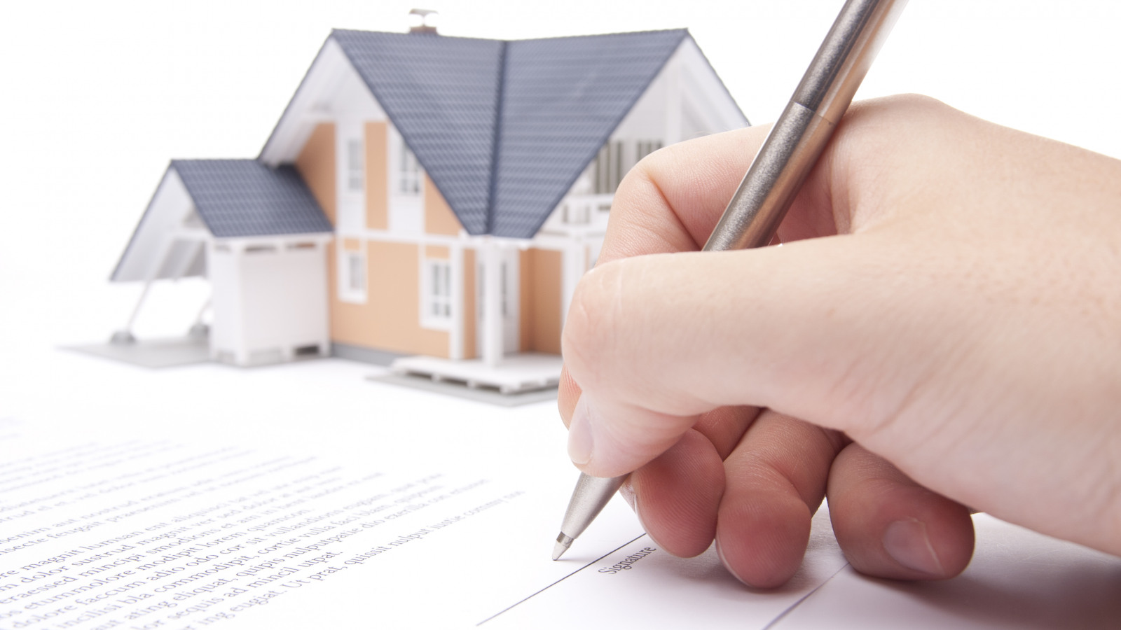 Hợp đồng mua bán đất viết tay có giá trị không?