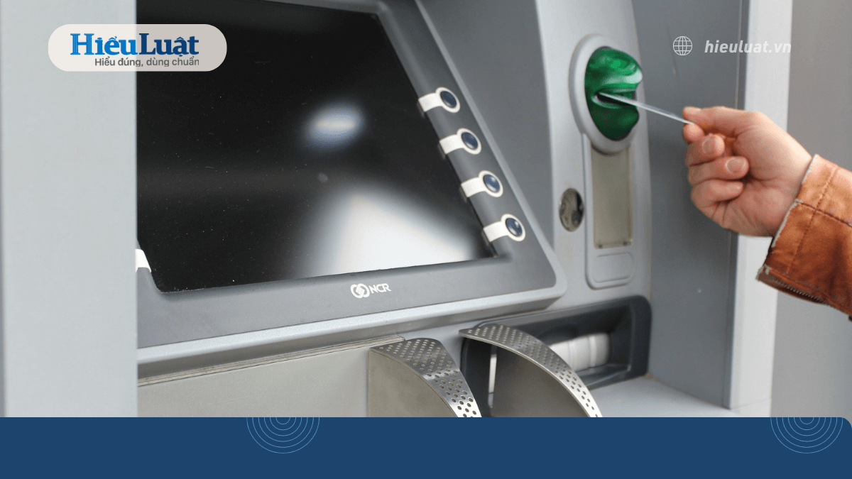 nhận trợ cấp qua ATM Người lao động có thể nhận trợ cấp qua ATM