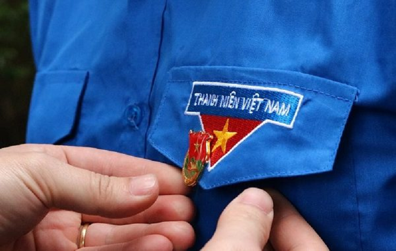 Trở thành Đoàn viên là một điều vinh dự và tự hào to lớn Trở thành Đoàn viên là một điều vinh dự và tự hào to lớn