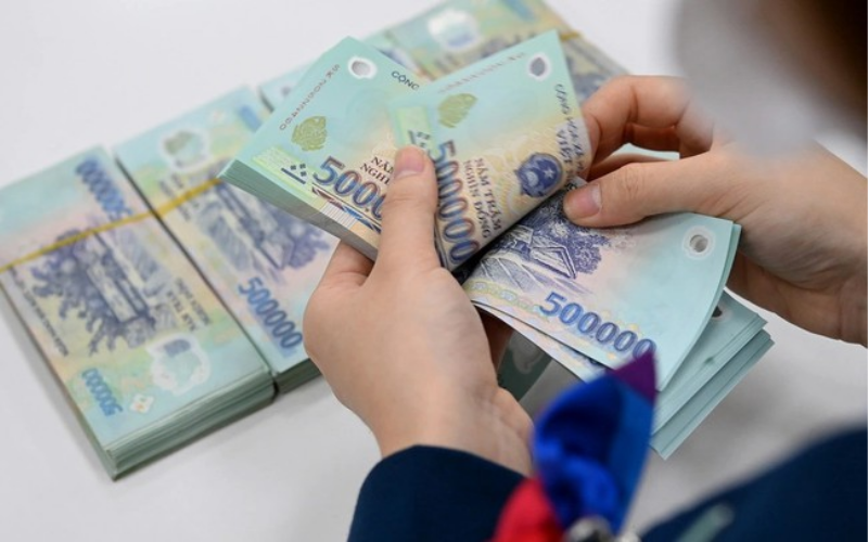 Lương của công chức tập sự Trường hợp nào công chức tập sự được hưởng 100% lương?