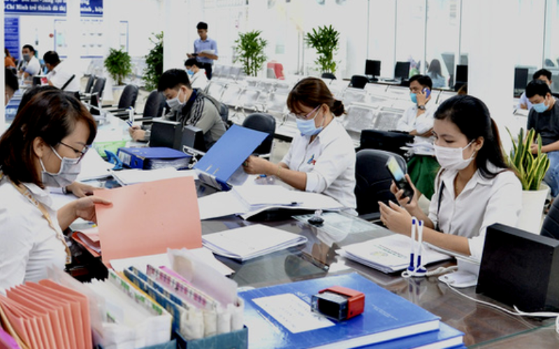 Công chức có được mở công ty để kinh doanh không?