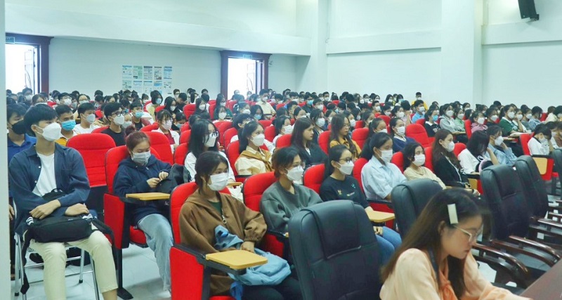 tuần sinh hoạt công dân là gì Không tham gia tuần sinh hoạt công dân có được không?