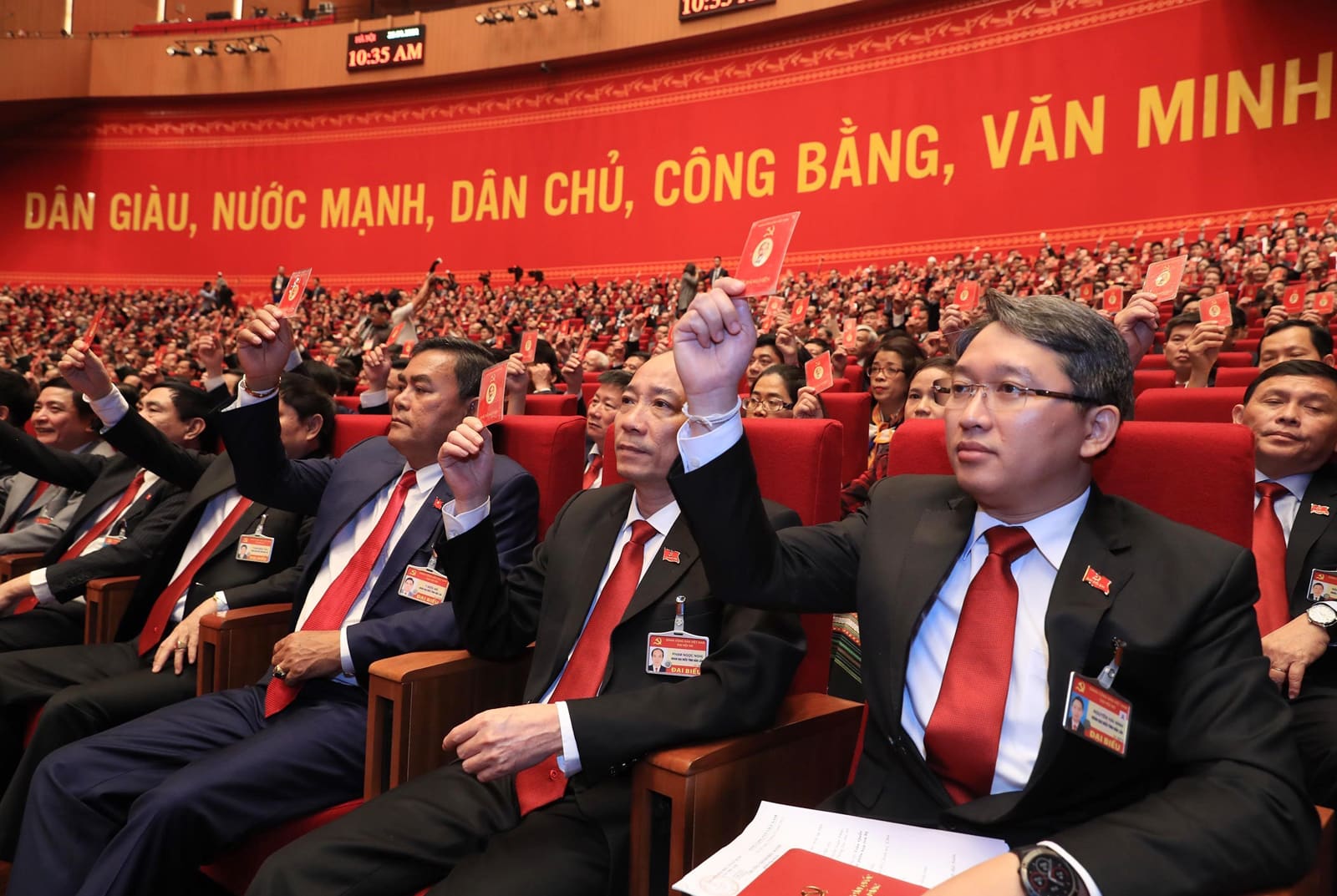 miễn sinh hoạt Đảng có phải đóng Đảng phí  Đảng viên được miễn sinh hoạt Đảng có phải đóng Đảng phí?