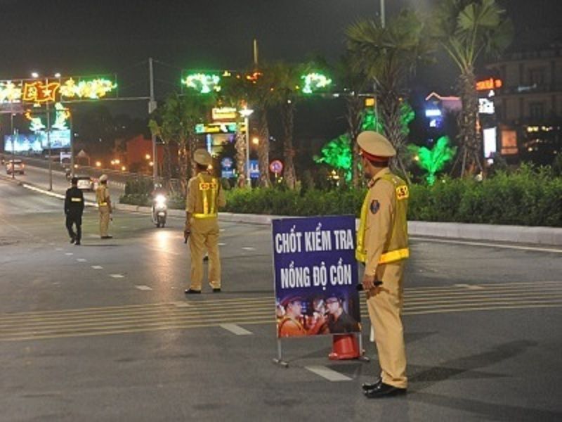 cảnh sát giao thông được lập chốt ở đâu Cảnh sát giao thông được lập chốt ở  đâu