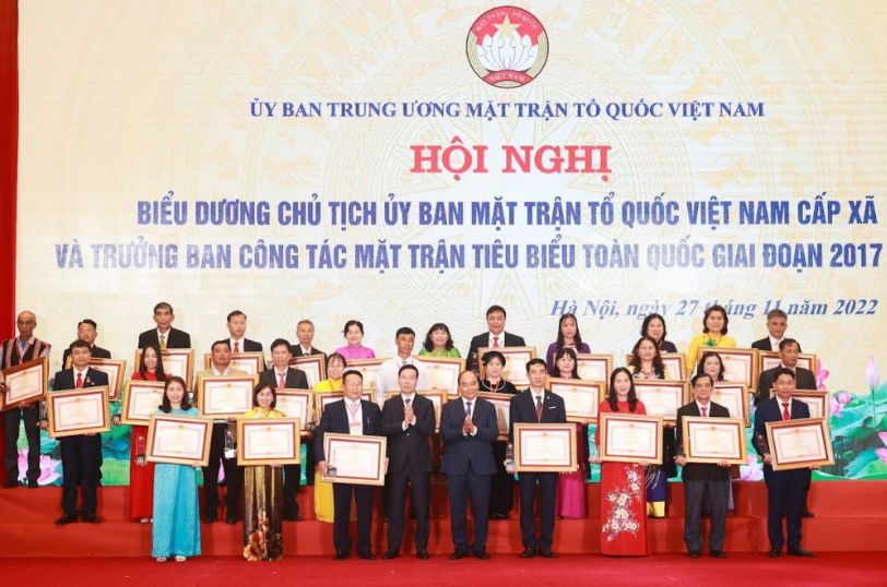 Tiêu chuẩn chức danh Chủ tịch Mặt trận xã