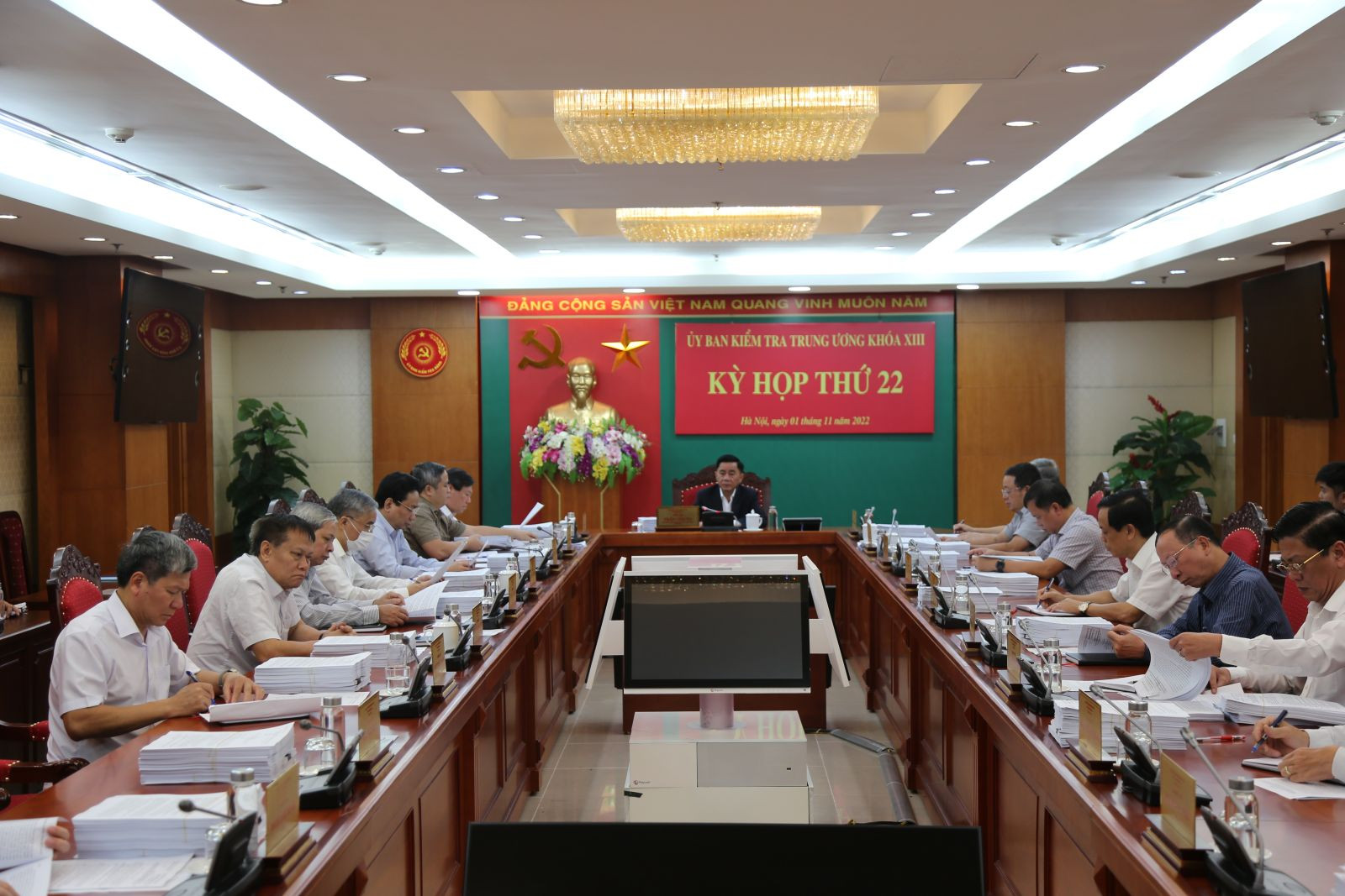 Căn cứ khai trừ Đảng viên