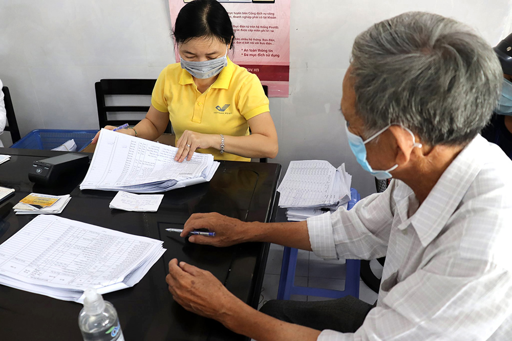 Cách tính trợ cấp tinh giản biên chế Xác định tiền lương tính trợ cấp tinh giản biên chế