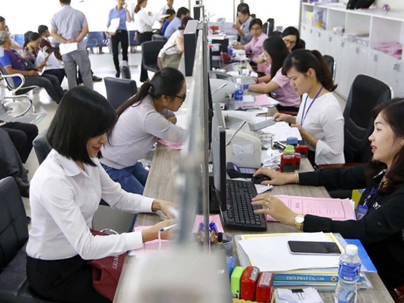Cán bộ và công chức