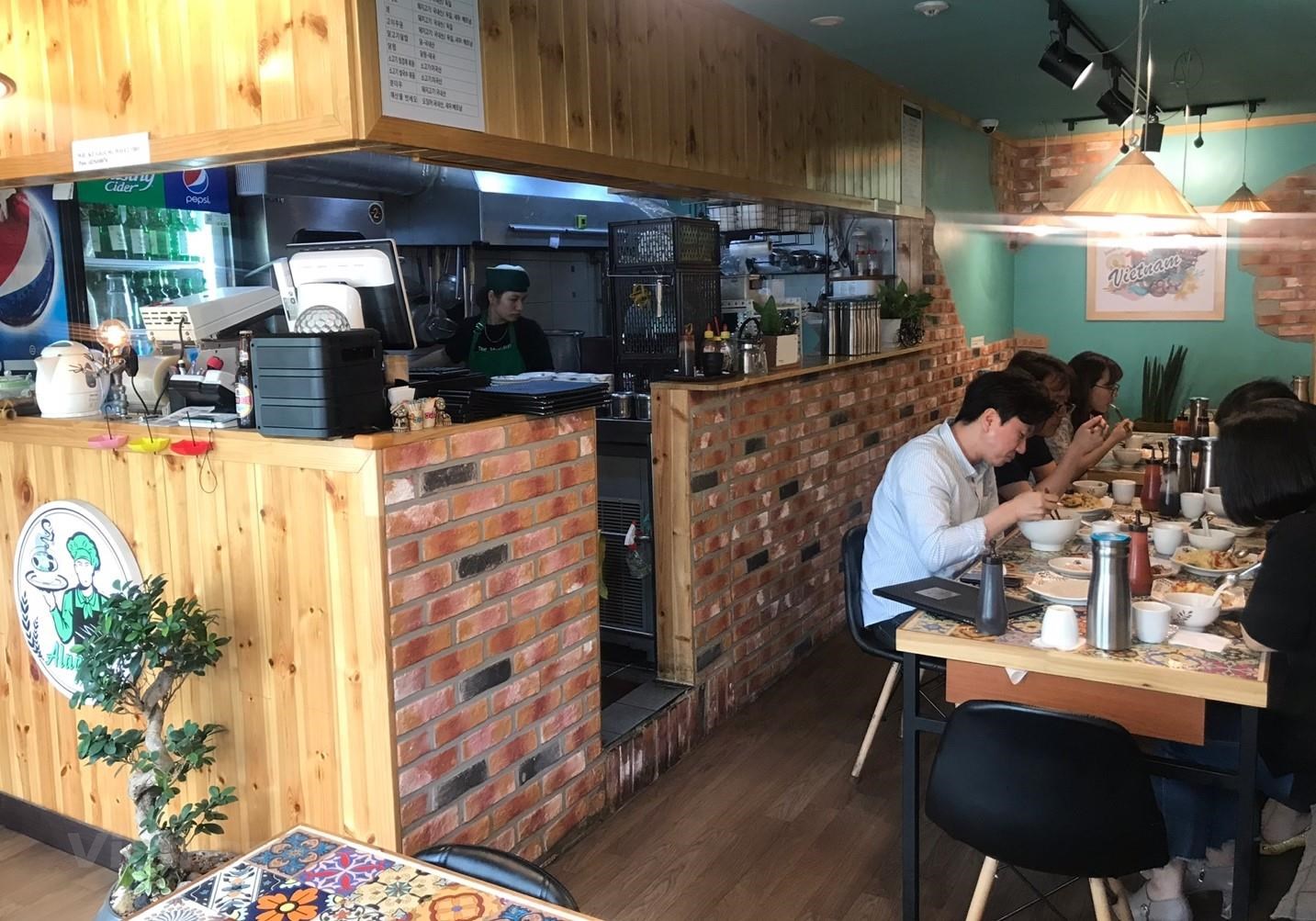 quán ăn được mở đến mấy giờ Quán ăn được mở đến mấy giờ?
