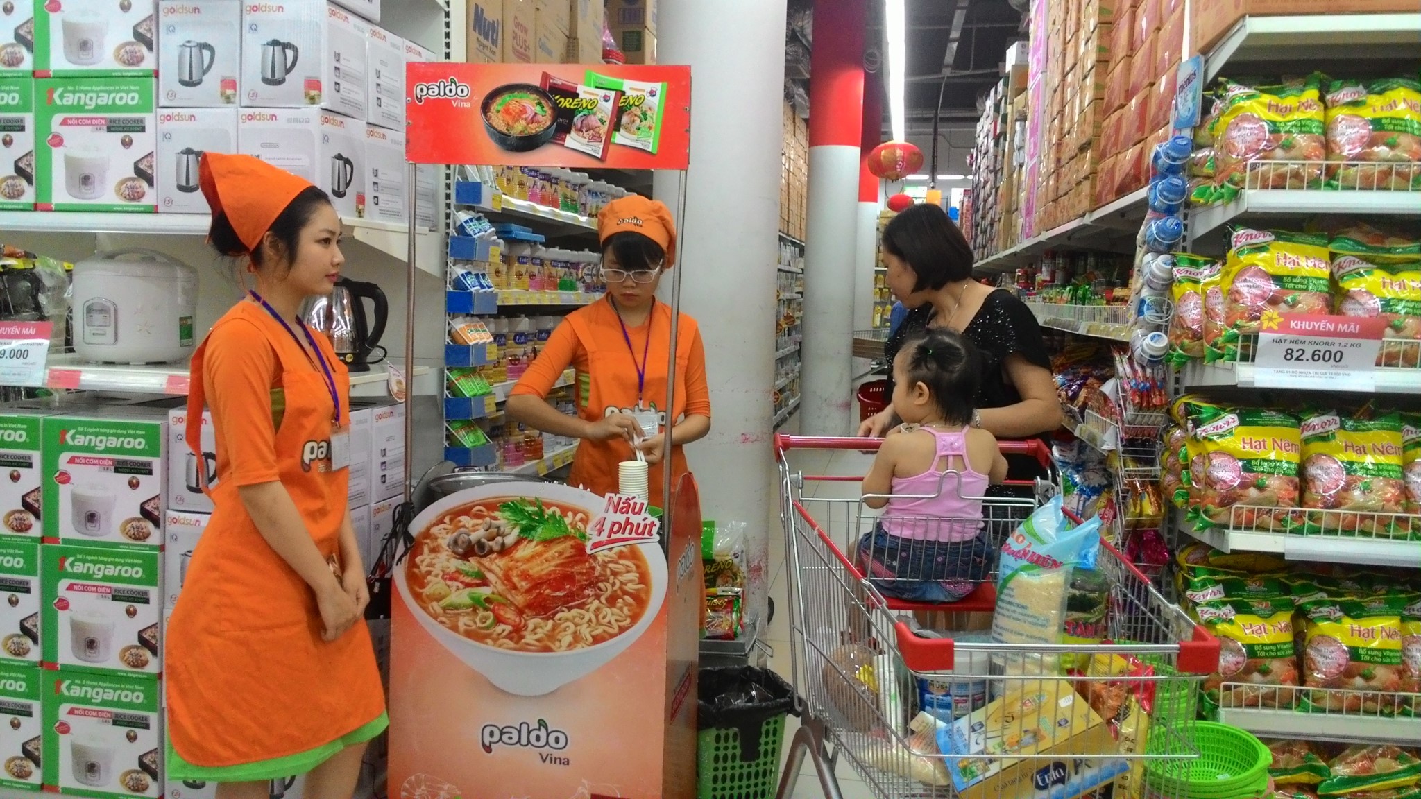 hóa đơn hàng mẫu không thu tiền Ghi nhận chi phí đối với hàng mẫu không thu tiền thế nào?