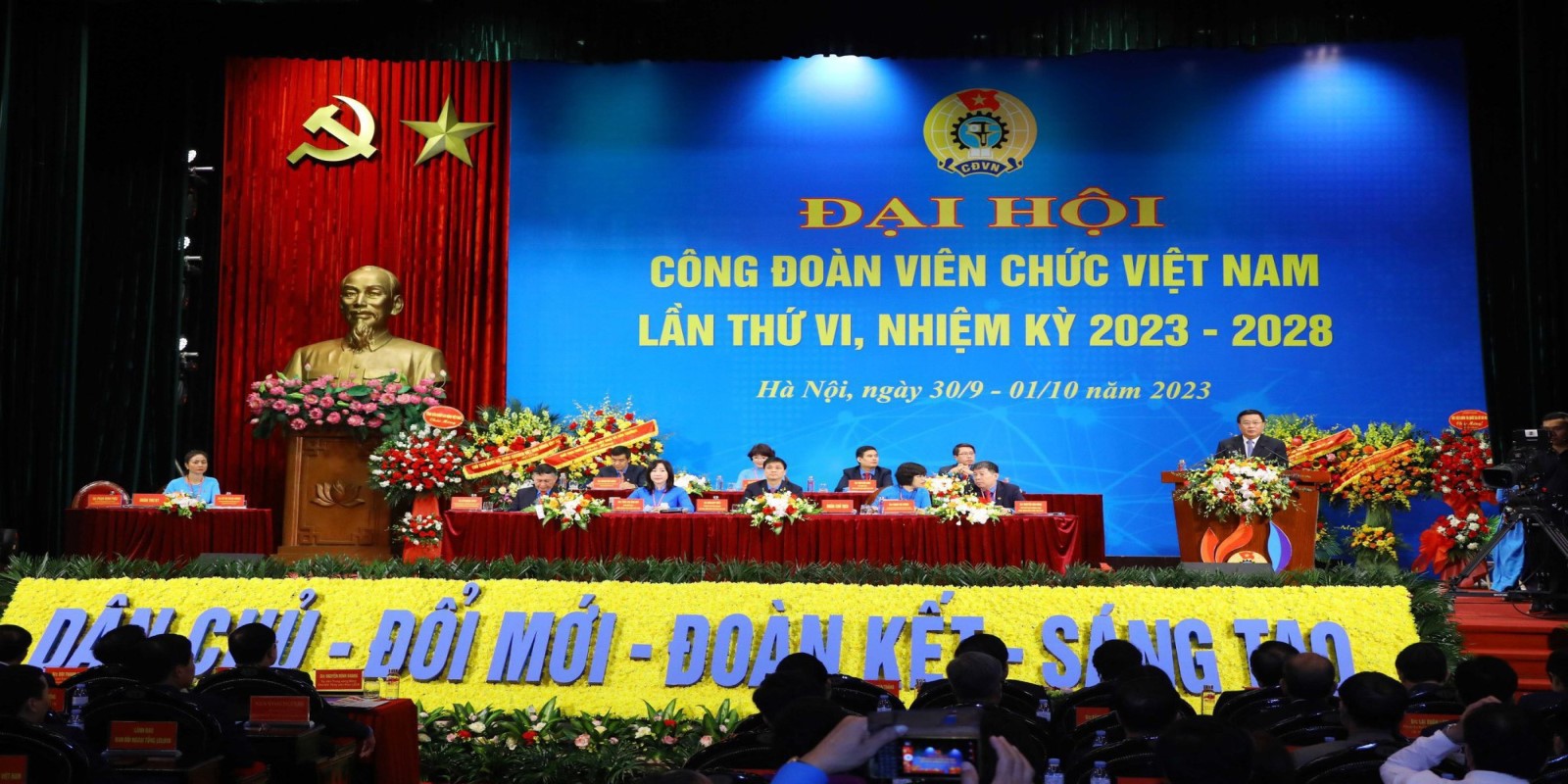 Ban chấp hành công đoàn là gì?