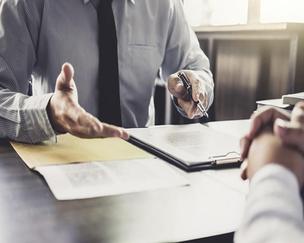 Các trường hợp không xử phạt vi phạm hành chính Độ tuổi không bị xử phạt hành chính là bao nhiêu?