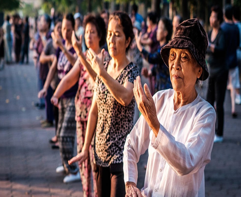 Người đủ bao nhiêu tuổi thì được tính là người cao tuổi?