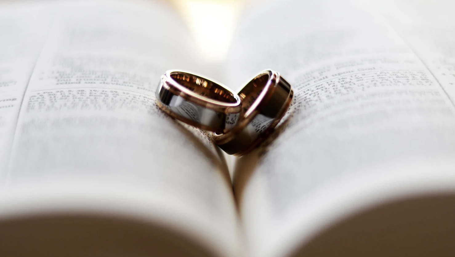 Đính hôn có được công nhận quan hệ vợ chồng không?