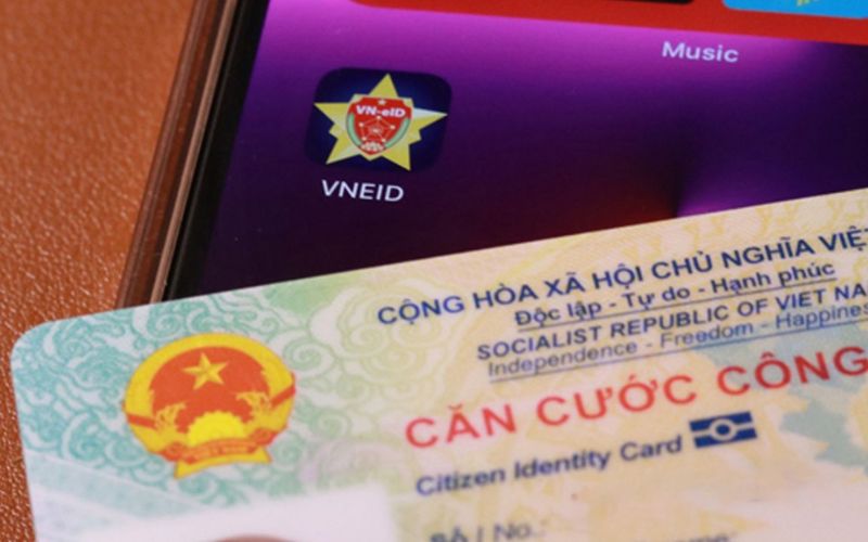 Có được dùng giấy tờ trên VneID để thay thế bản chính không?