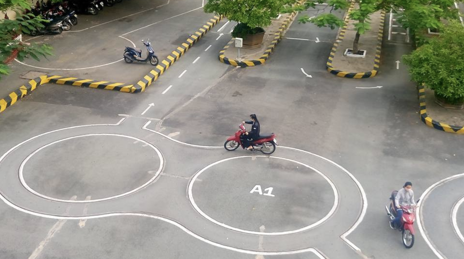 Thi sát hạch là gì?