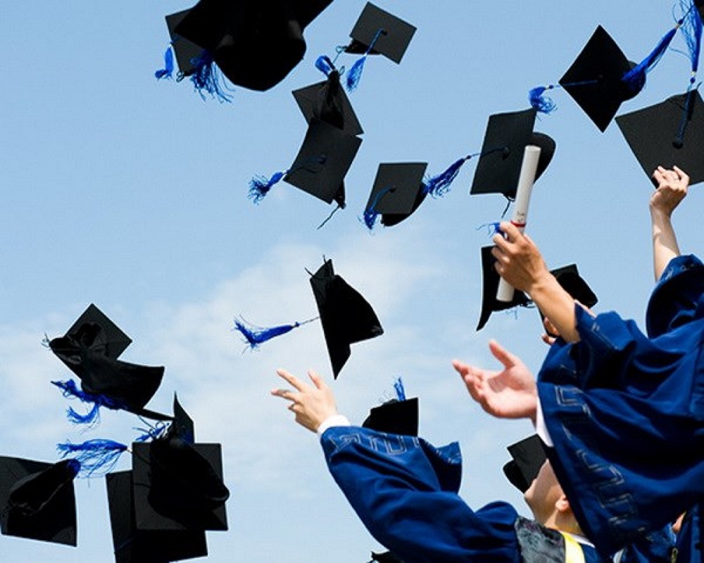 Khi nào bị hạ bằng đại học?