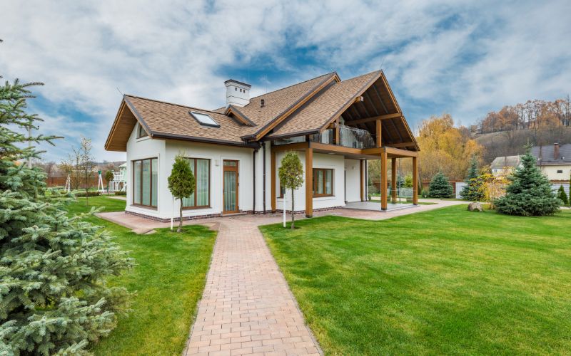 Có bắt buộc đăng ký tạm trú không?