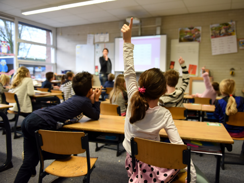 Học sư phạm thi trường nào? 